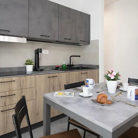 100 Meters From The Sea, Ac, Private Parking And Wi-fi